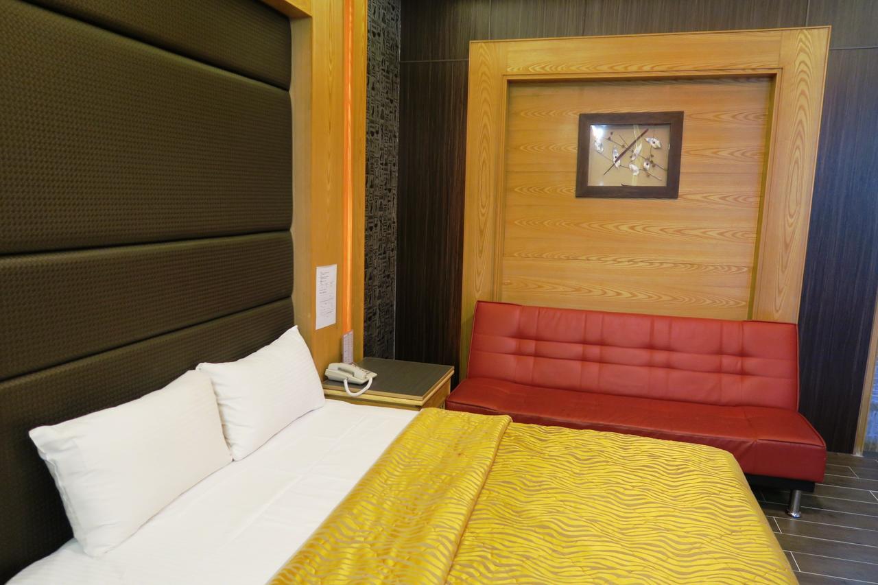 富晴汽車旅館fu Ching Motel Changhua Dış mekan fotoğraf