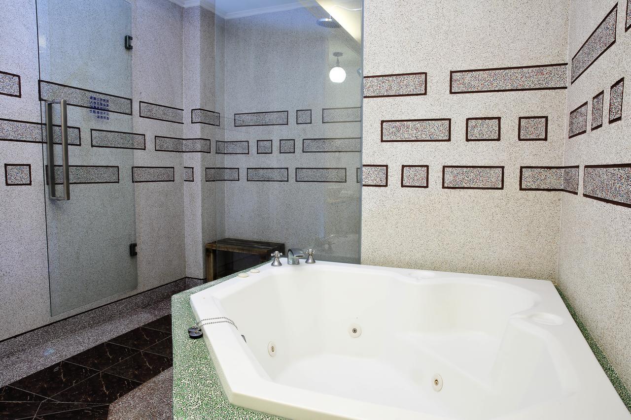 富晴汽車旅館fu Ching Motel Changhua Dış mekan fotoğraf